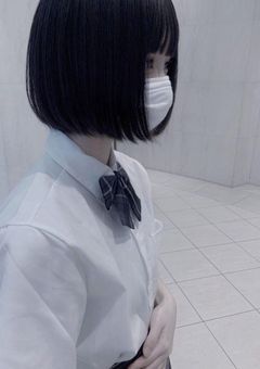 朝起きたら陽キャ高身長イケメンでした　。
