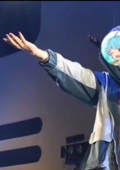 学校１のイケメンくん【️🩵🦊】【iris】