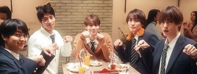 月夜朔❤️🌕✨2連勤おつそしてFJKばいばいさんの壁紙画像