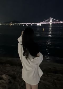  ︎︎  新世界  ,  new 🚪