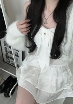 ㅤㅤうち の 紅一点 は 苦労人 です