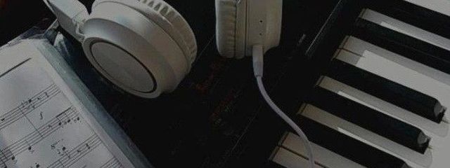 らい。@低浮気味さんの壁紙画像