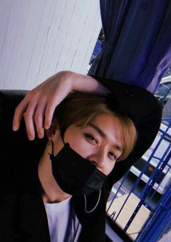 推しに生霊飛ばしたガール