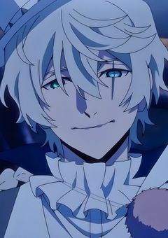 孤独な都市で月とダンスを