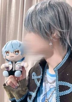 触れそうで触れない君に恋をしてしまった。