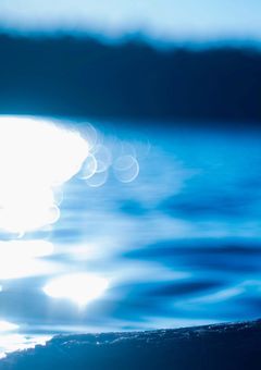 【 s t g r . 】シーグラスを飲み込む。