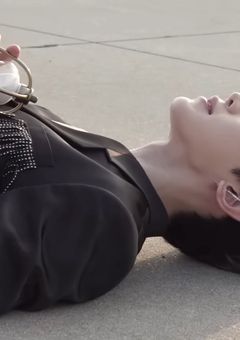 最終兵器の君達へ -終わらない戦火と希望の灯火-