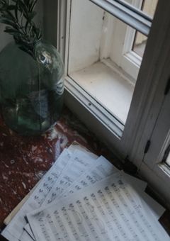 子 供 の い る 生 活 。