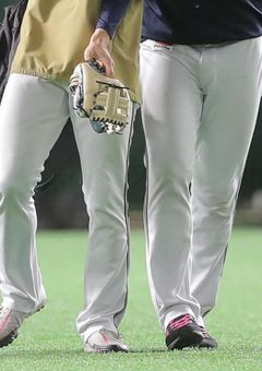 球団のウラカタ