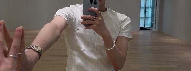 　　愛 柚さんの壁紙画像