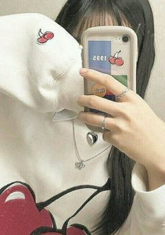 TWICEとJO1の紅一点のInstagram覗いて見ませんか？