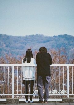 こいつら、距離感っていうの知らないの？