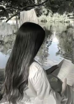 13 人 の 飼 育 員 .