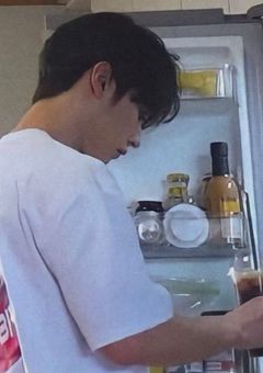 　束縛強めな同居人　.