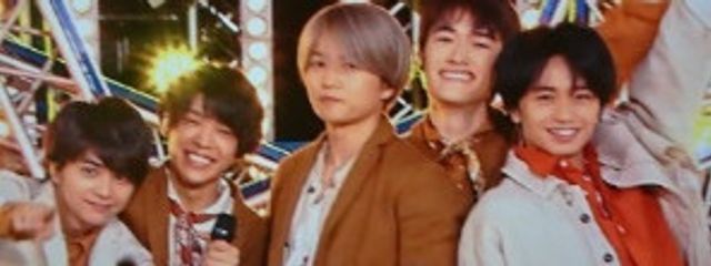 青色🍄黄色いなにふぁむさんの壁紙画像