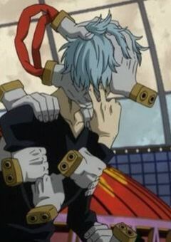 個性が【三つ】ある彼女はヴィランに好かれてます