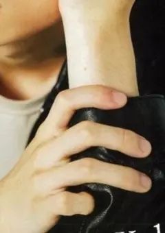 推しと血が繋がっていた件