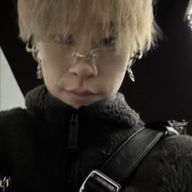 루루︎.⋆𝜗𝜚さんのアイコン画像