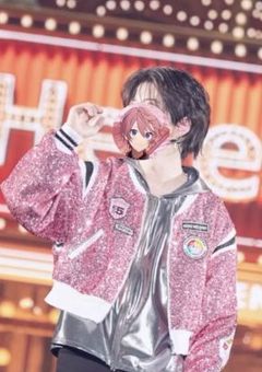 桃色最年長の彼女