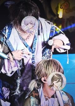 Iris　体調不良．イチャイチャ．会議など