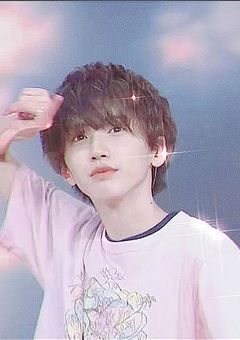 　ア イ ド ル の 君 と ．