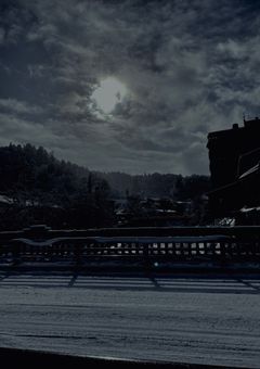 じっしゃへや