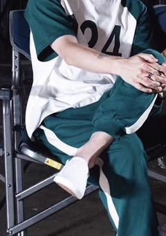 起きたら某有名なデスゲームの会場についてた件