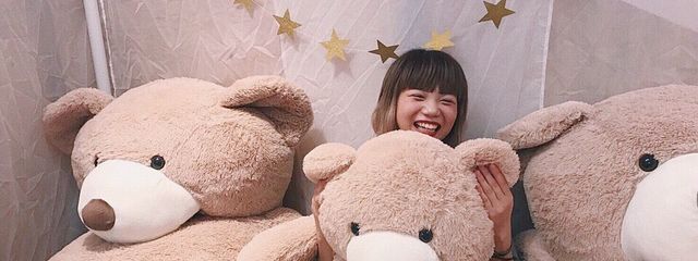 鼻の下は高音ボイスさんの壁紙画像