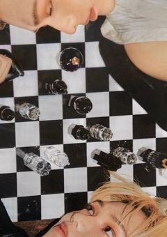 学校の王子様と地味な僕