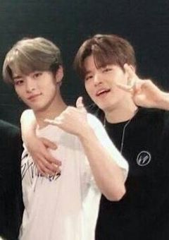 逃げるわけには  。