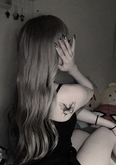 歌姫様にぞっこん中の狼さん 。