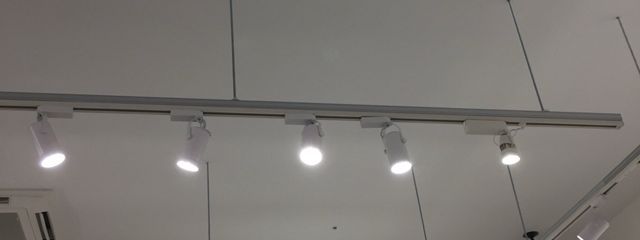 莉優さんの壁紙画像