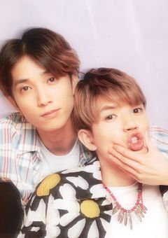  虐められてる君と助ける僕 