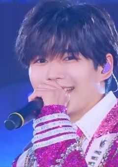 おとなりさんはキラキラアイドル