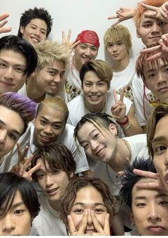 16人の可愛い暴れん坊
