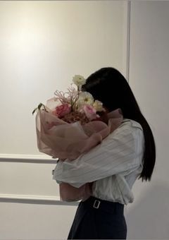 偽 装 結 婚
