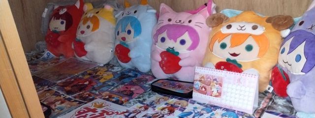 菜伊華。🍓👑紫の雲さんの壁紙画像