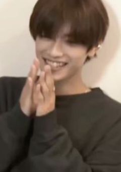 　7 2 8 の 紫 さ ん