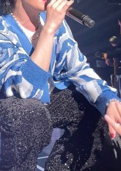 # 香水変えたら浮気疑われた件 .