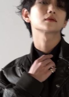 混 ぜ る な 危 険   (  (  