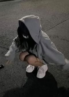 白 衣 、敬 遠 し ま す 。