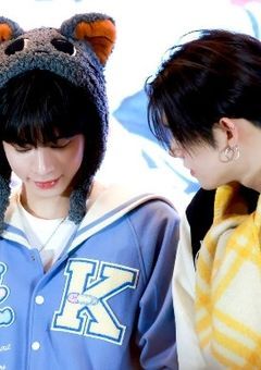 　ある日　、　拾った猫が人間になりました　。　