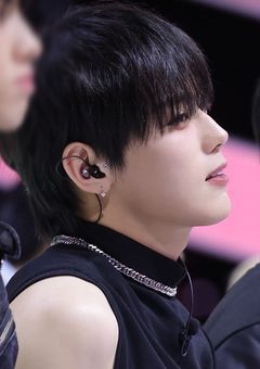 BOYSIIPLANET 【HOLA SOLAR】