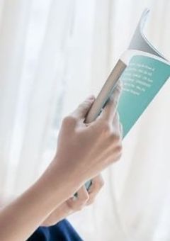 繋いだ手が離れないように。