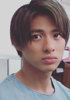 君 が い る 世 界 .