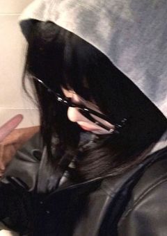 　　全　員　彼　氏　気　取　り　.