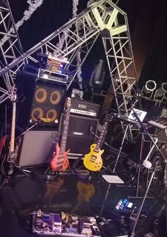 異 端 児 の お 世 話 係  .