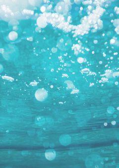 水飛沫となって