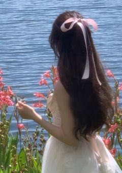 多所属になりそうな女の子  ．