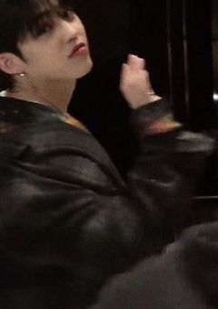 交 番 の お 兄 さ ん